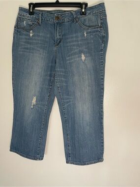 Bratz Y2K Vintage Capri Distressed Light Blue Soft Stretch Denim SZ 14